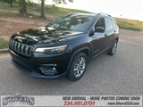 Used 2019 Jeep Cherokee Latitude Plus w/ Comfort/Convenience Group image 4
