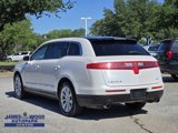Used 2017 Lincoln MKT FWD image 5