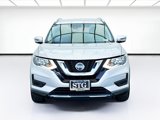 Used 2019 Nissan Rogue SV image 2