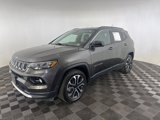 Used 2023 Jeep Compass Limited image 3