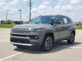 Used 2022 Jeep Compass Limited image 2