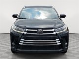 Used 2017 Toyota Highlander Limited Platinum image 2