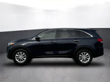 Used 2018 Kia Sorento LX image 2