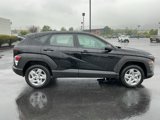Certified 2025 Hyundai Kona SE image 4