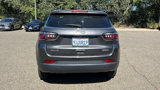 Used 2023 Jeep Compass Latitude image 6