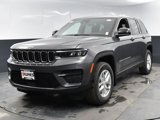 New 2025 Jeep Grand Cherokee Laredo image 3