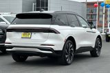 New 2025 Lincoln Nautilus Reserve image 4