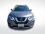 Used 2019 Nissan Rogue SV image 2