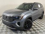 Used 2024 Volkswagen Atlas SE w/ Black Wheel Package image 1