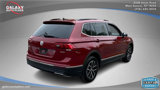 Used 2021 Volkswagen Tiguan SE image 5