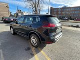 Used 2018 Nissan Rogue S image 5