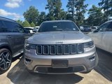 Used 2017 Jeep Grand Cherokee Limited w/ Luxury Group II image 2