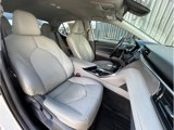 Used 2019 Toyota Camry SE image 4