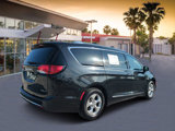 Used 2017 Chrysler Pacifica Touring-L Plus w/ Advanced Safetytec Group image 3