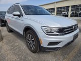 Used 2018 Volkswagen Tiguan SE w/ Panoramic Sunroof Package image 4