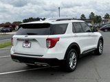 Used 2022 Ford Explorer XLT w/ Equipment Group 202A image 3