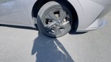 Used 2021 Hyundai Elantra SEL image 4
