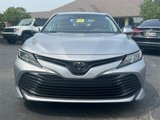 Used 2019 Toyota Camry LE image 2