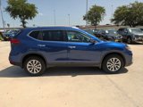 Used 2017 Nissan Rogue SV image 5
