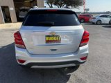 Used 2018 Chevrolet Trax LT w/ LT Convenience Package image 6
