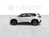 Used 2023 Nissan Rogue SV image 2
