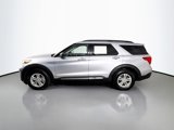 Certified 2022 Ford Explorer XLT w/ Equipment Group 202A image 4