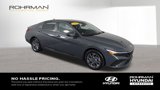 Used 2024 Hyundai Elantra SEL image 2