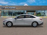 New 2025 Hyundai Elantra SE image 3