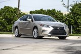 Used 2016 Lexus ES 350 w/ Luxury Package image 2