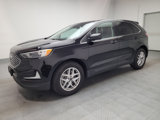 Used 2023 Ford Edge SEL image 2