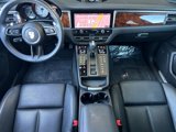 Used 2023 Porsche Macan S image 6