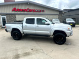 Used 2013 Toyota Tacoma 4x4 Double Cab image 2