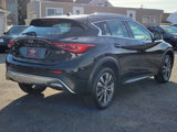 Used 2017 INFINITI QX30 Premium w/ Navigation Package image 6