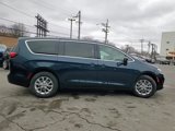New 2025 Chrysler Pacifica Select image 4