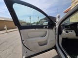 Used 2009 Lincoln MKS image 4