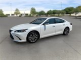 Used 2022 Lexus ES 350 image 3
