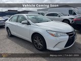 Used 2015 Toyota Camry SE image 3