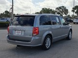 Used 2019 Dodge Grand Caravan SXT image 3