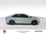 Used 2020 Volkswagen Passat 2.0T R-Line image 2