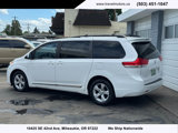 Used 2011 Toyota Sienna LE w/ Towing Pkg image 3