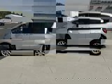 Used 2023 Chrysler Voyager LX image 5
