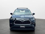 Used 2022 Toyota Highlander XLE image 4