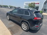 Used 2016 Jeep Cherokee Limited image 3