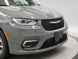 New 2025 Chrysler Pacifica Select image 3
