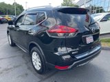 Certified 2018 Nissan Rogue SV image 3