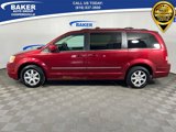 Used 2010 Chrysler Town & Country Touring Plus image 5