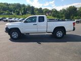 Used 2019 Toyota Tacoma SR image 2