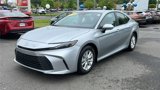 Used 2025 Toyota Camry LE image 3