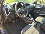 Used 2024 Kia Soul LX image 4