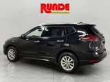 Used 2020 Nissan Rogue SV image 3